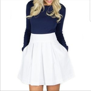 LAUREN JAMES Women’s Pleated White Skirt Sz M NWT